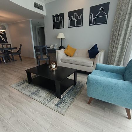 Aparta Hotel Torres De Suites Кіто Екстер'єр фото