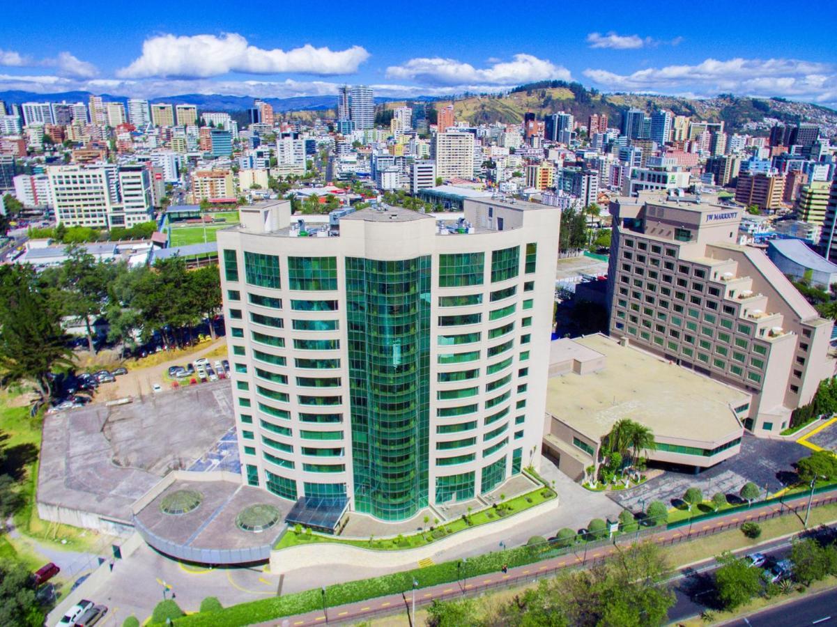 Aparta Hotel Torres De Suites Кіто Екстер'єр фото